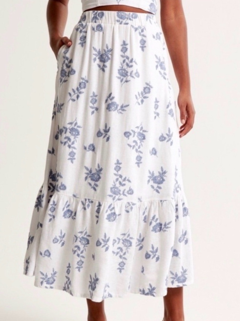 Abercrombie & Fitch Linen Blend Floral Embroidered Maxi Skirt